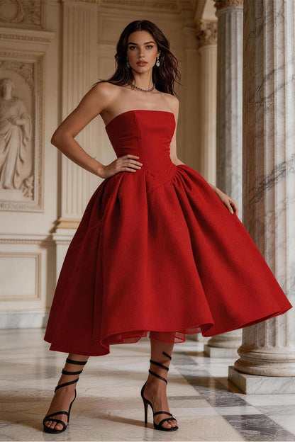 Red Velvet Slim Fit Strapless Wavy Prom Dress