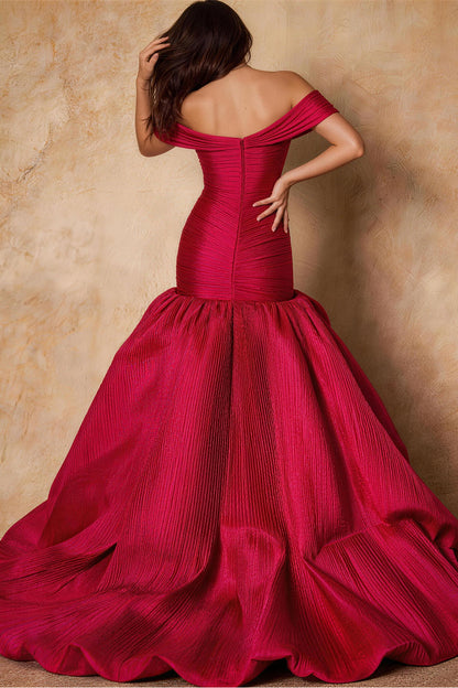 Red fitted floor-length floral Prom Dress