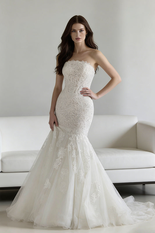 White ruched tulle wedding dress with floral embellishments - ANACOSPLAYONE