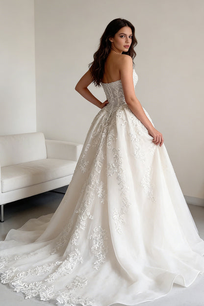 White tulle openwork floral embellishments, fitted waist, floor-length wedding dress - ANACOSPLAYONE
