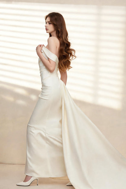 White fitted off-shoulder long fishtail Prom Dress