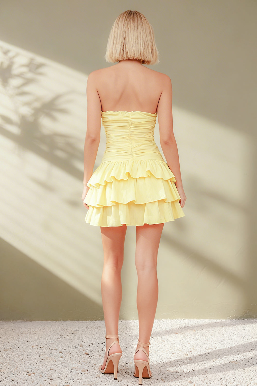 Yellow strapless tight-fitting cross-strap mini skirt - ANACOSPLAYONE
